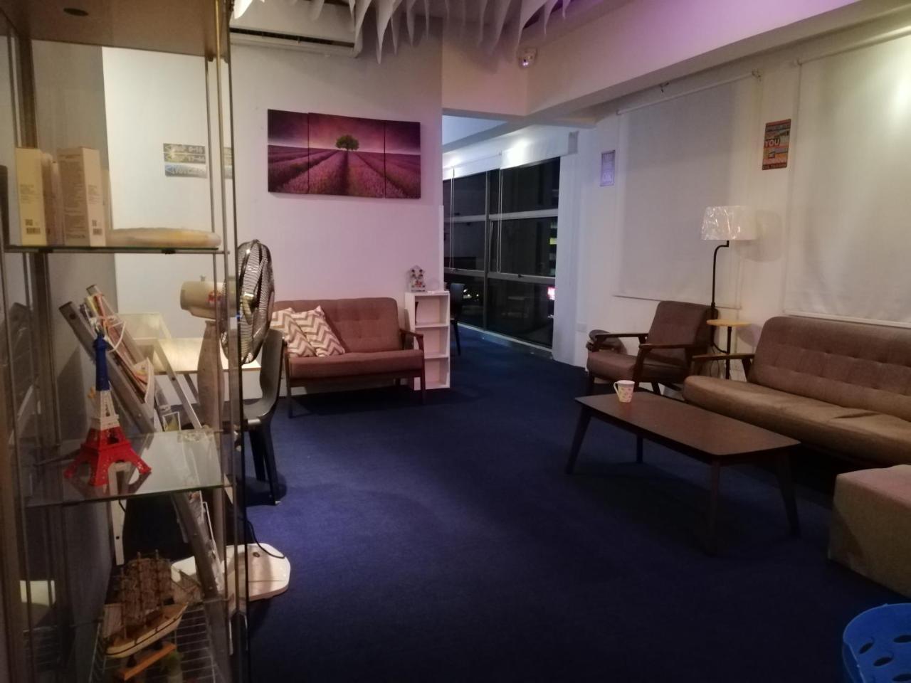 Space Cap Hotel Kota Kinabalu Bagian luar foto